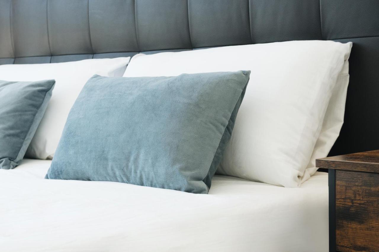 Sunny And Modern Apartment Ideal For Groups バルセロナ エクステリア 写真